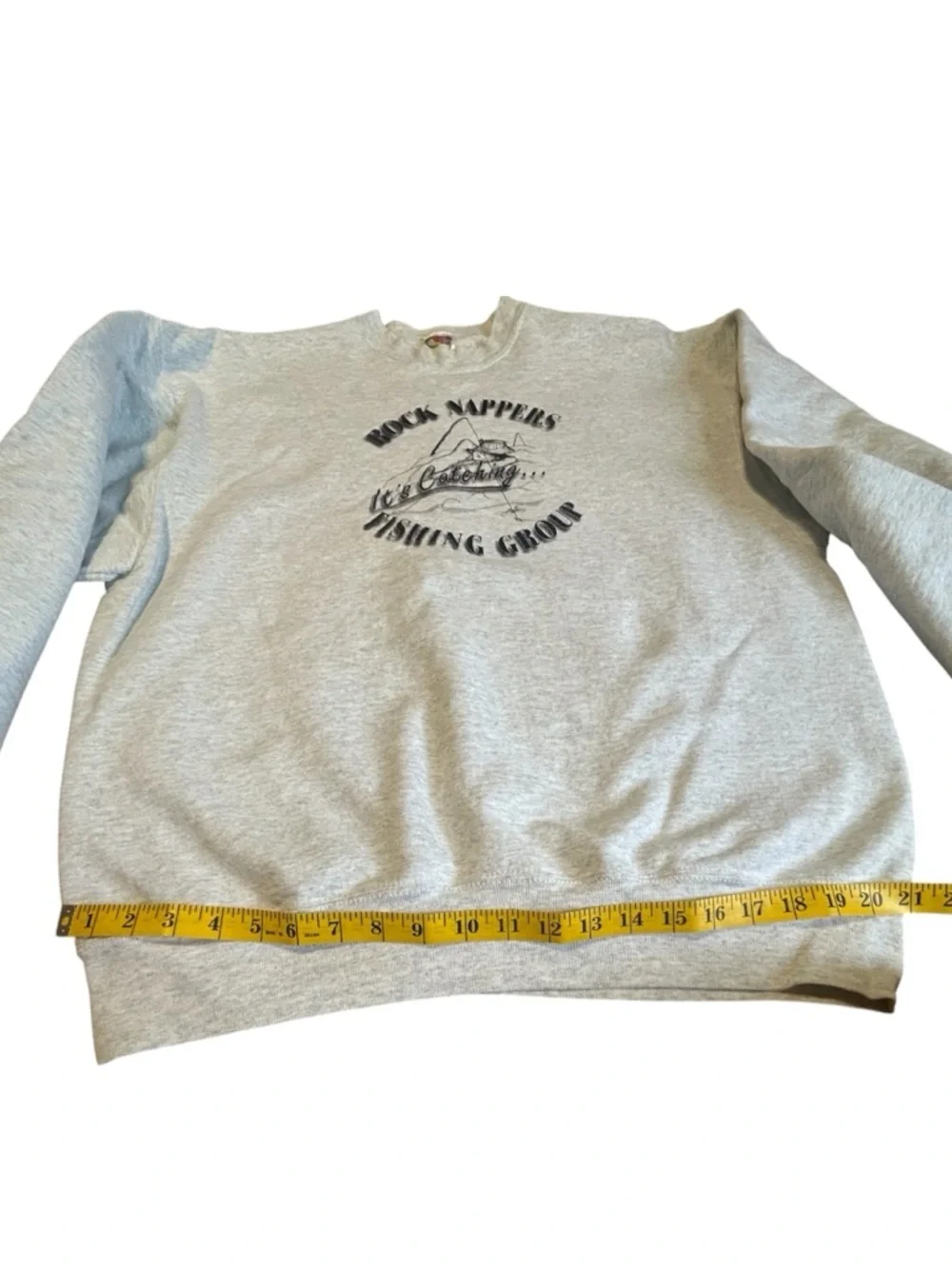 Vintage 90s Fishing Sweatshirt XL USA Fruit of the Loom Graphic - Picture 5 of 11
